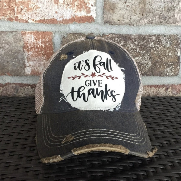 Shop the BohoGroove It’s Fall Give Thanks Hat, a vintage distressed trucker hat perfect for Thanksgiving, pumpkin patches, and cozy autumn days.
